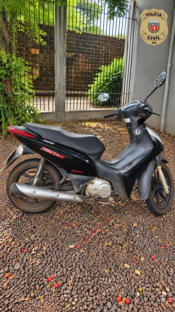 Homem é preso com moto furtada em Palotina e diz que comprou veículo após anúncio no Facebook