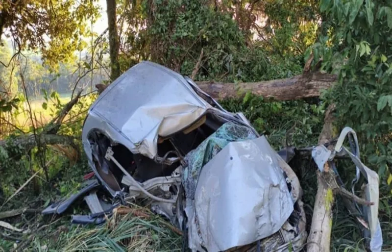 Jovem de Pato Bragado morre em gravíssimo acidente na PR-493