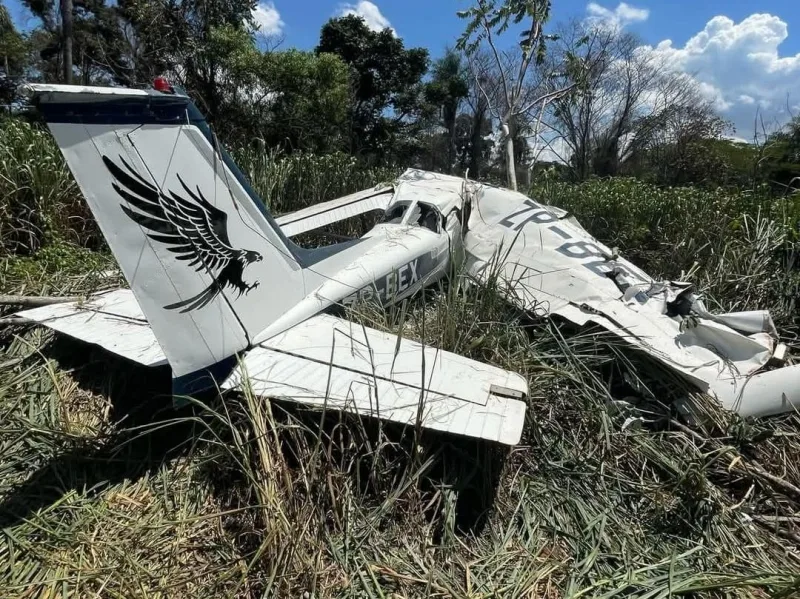 Avião sofre acidente em Salto del Guairá