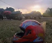 Embriagado, condutor de moto paraguaia sofre acidente durante fuga em Guaíra
