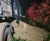 Problemas mecânicos causam incêndio em bitrem na BR-163 entre Marechal e Mercedes