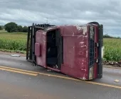 Capotamento na BR-163 entre Mercedes e Marechal deixa homem ferido