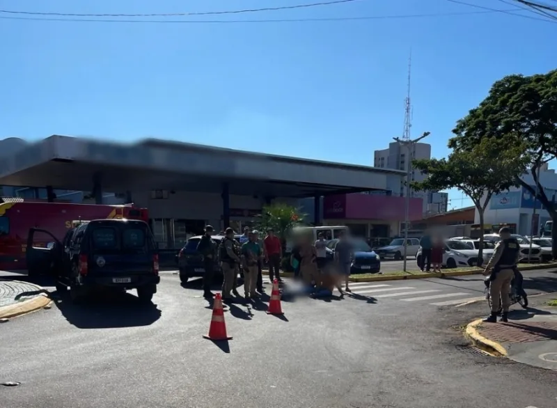 Acidente em rotatória de Marechal Rondon deixa duas pessoas feridas