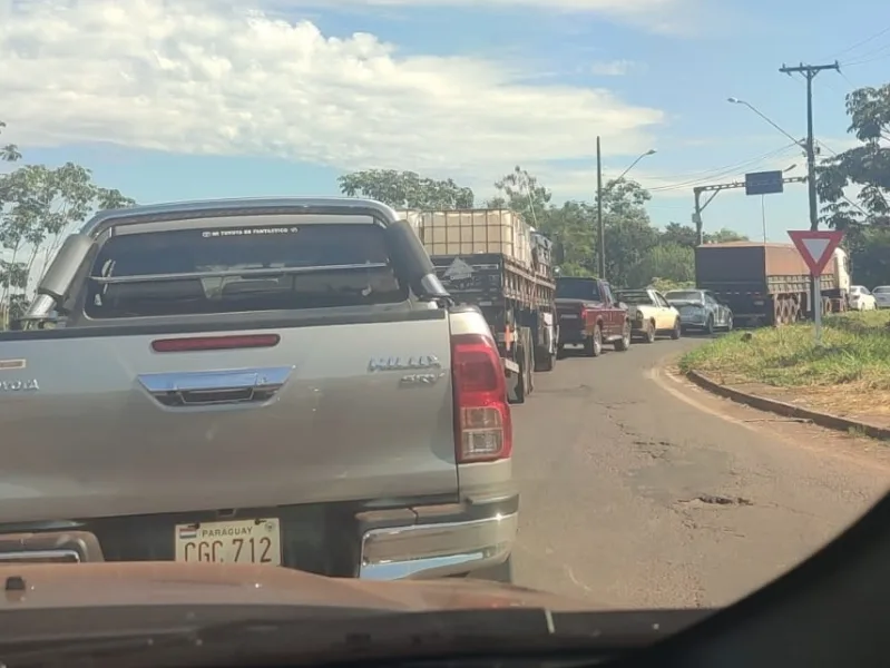 Obras próximo a Ponte Ayrton Senna seguem com 'pare e siga' na BR-163 nesta terça-feira
