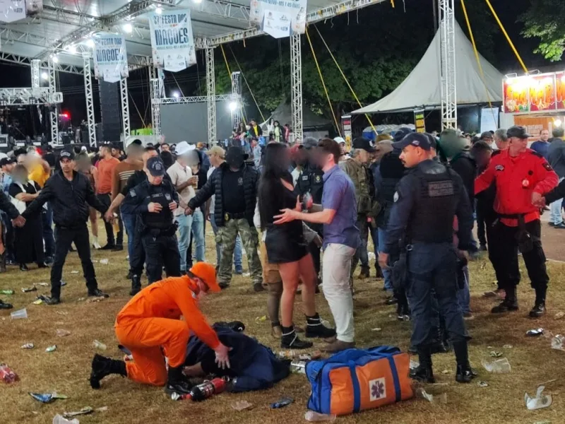 Homem é morto a tiros no meio da Festa das Nações, em Mundo Novo