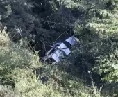 Jovem morre após carro capotar e cair em ribanceira na BR-272
