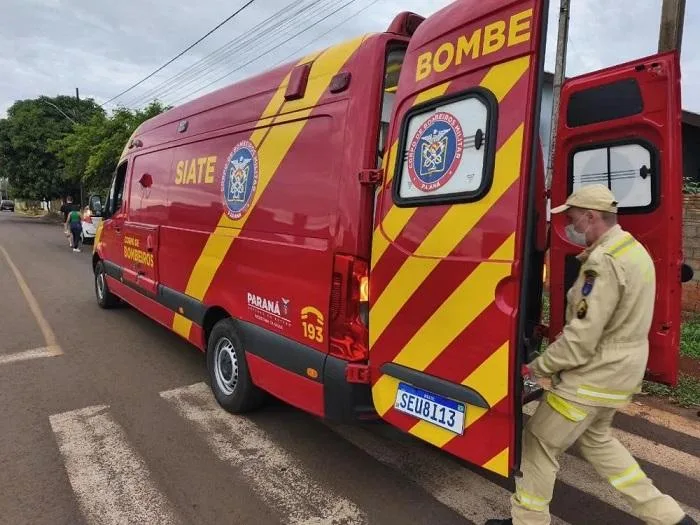 Motociclistas ficam feridos após colisão com carro em Marechal Rondon