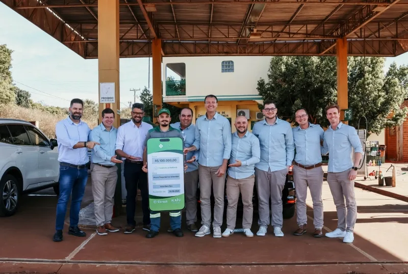 Associado do Sicredi em Marechal Rondon recebe prêmio de R$ 100 mil do Sorteio do Seguro de Vida Icatu Coopera
