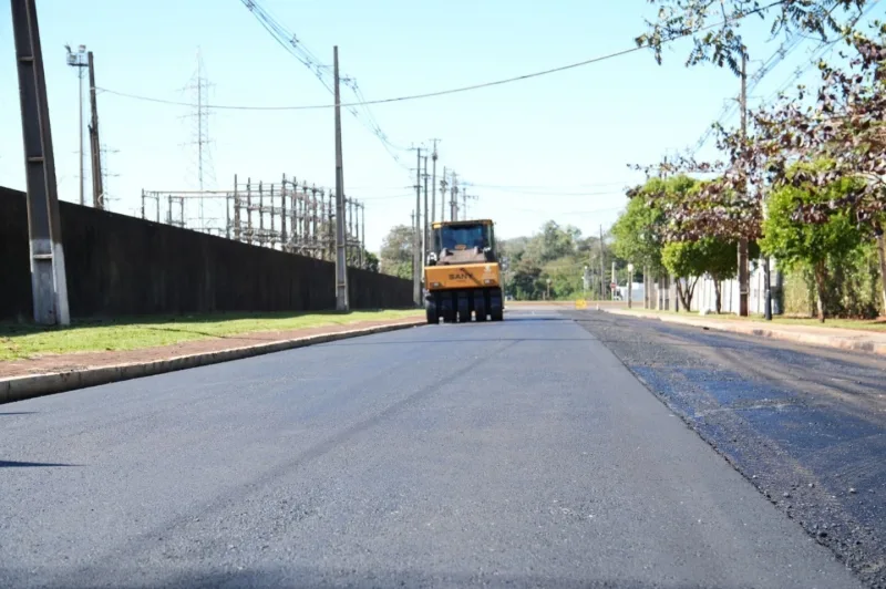 Iniciado o recape asfáltico na região central de Marechal Cândido Rondon