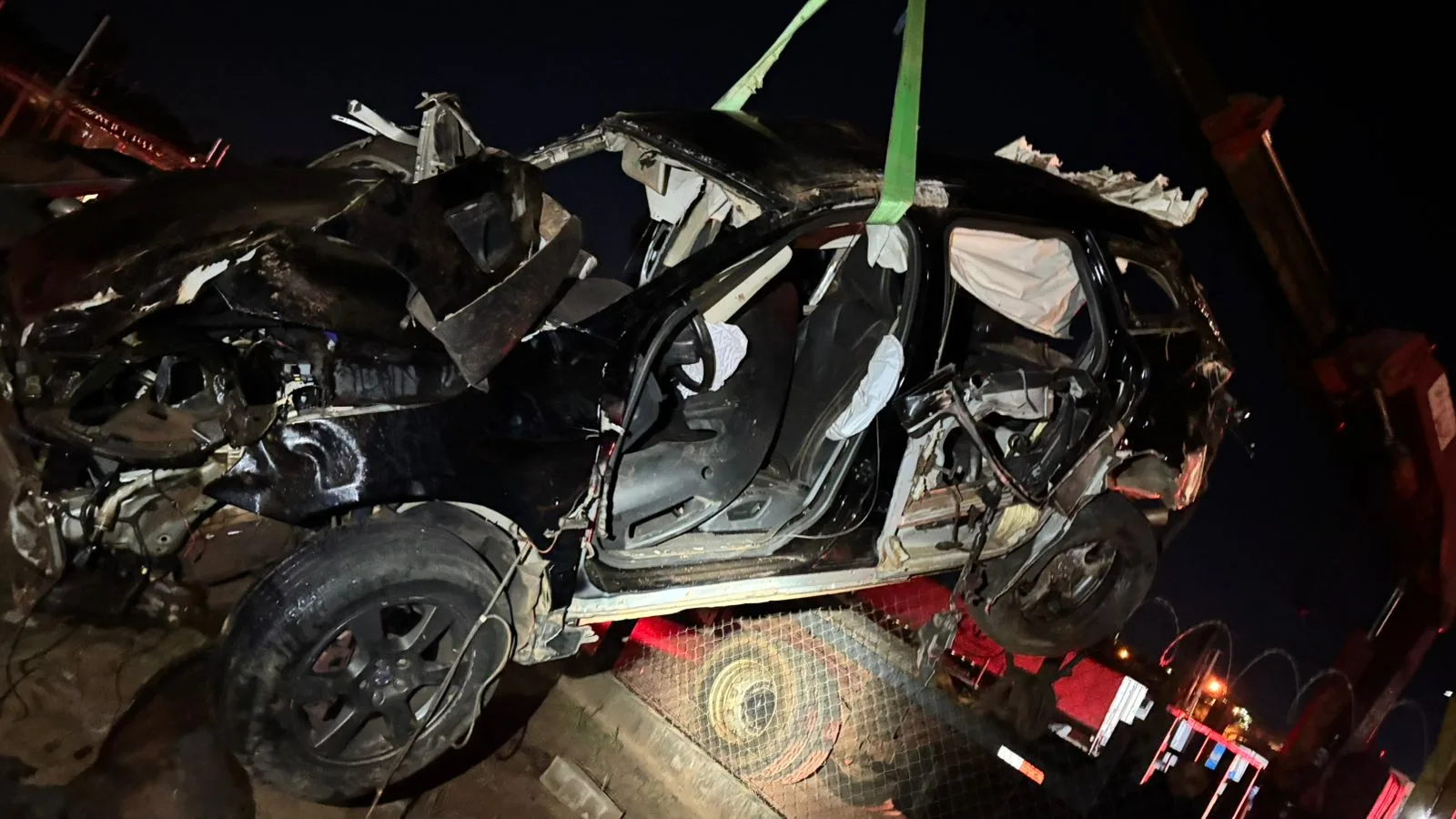Carro blindado carregado com drogas capota em Iporã e homem morre