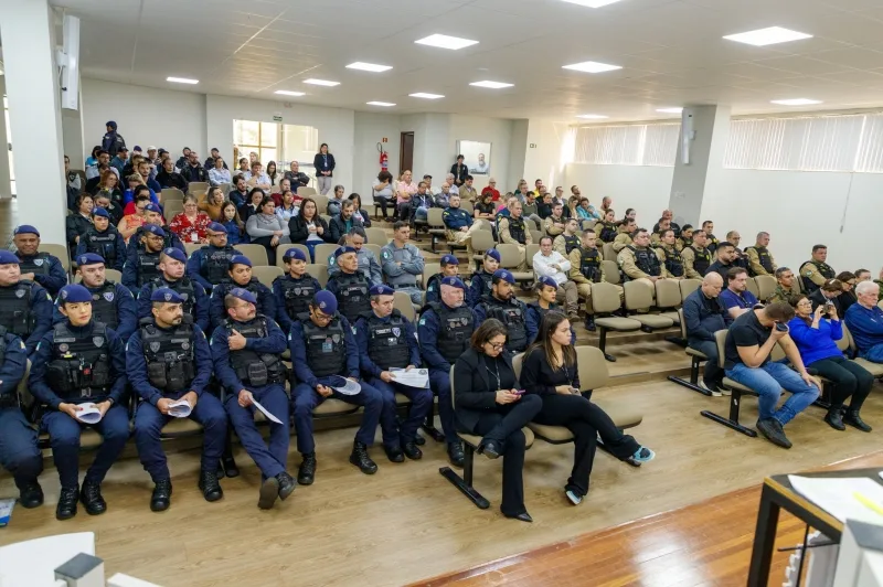 Guarda Municipal de Guaíra recebe novas armas e Pelotão da PM é elevado para Companhia