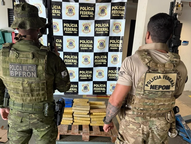 Três homens são presos com drogas e revólver no interior de Guaíra