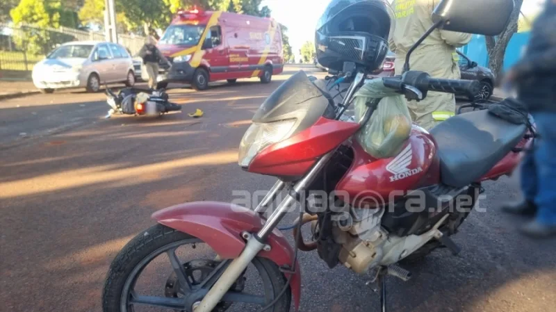 Acidente entre duas motos deixa homem ferido no centro de Marechal Rondon