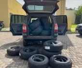 Polícia prende mulher com munições e carro carregado com pneus em Guaíra