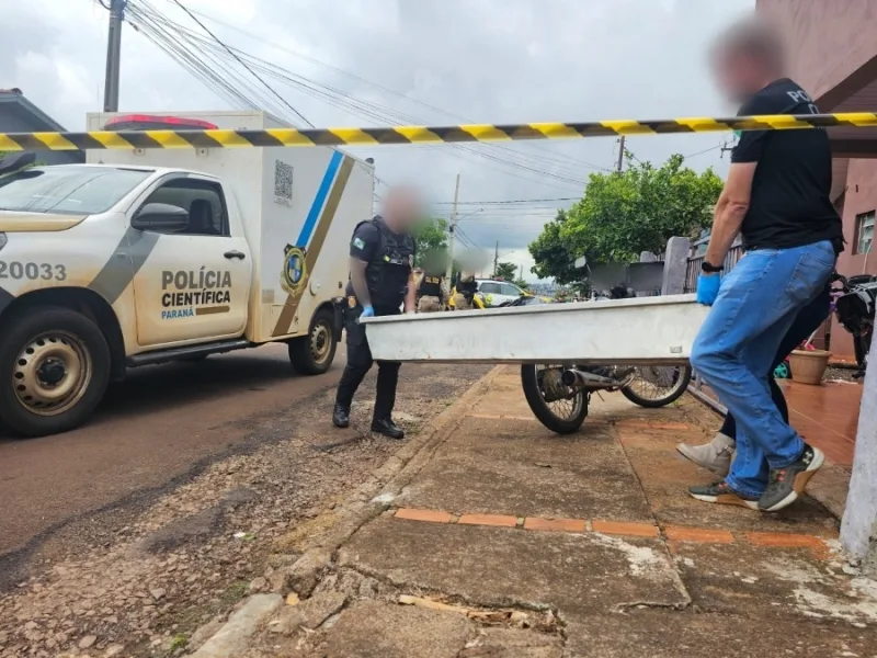 Mulher é morta a facadas dentro de casa em Toledo e autor é preso em Guaíra