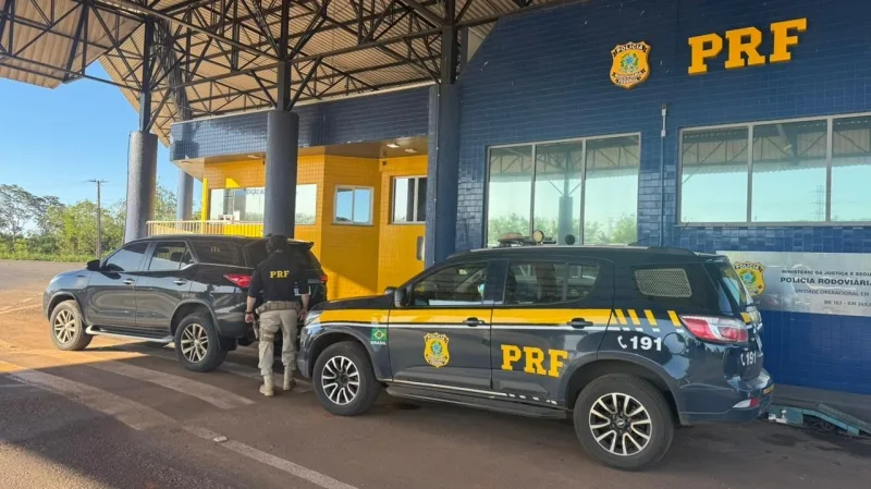 Caminhonete furtada no Rio Grande do Sul é recuperada pela PRF em Guaíra