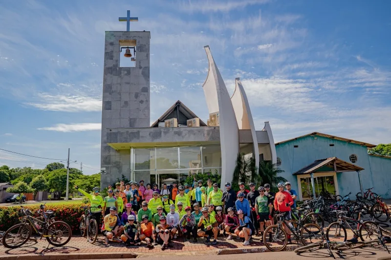 Pedal da Padroeira reúne dezenas de ciclistas em Guaíra