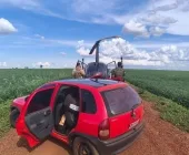 Com apoio de helicóptero, carro com cigaros e pneus contrabandeados é apreendido em Guaíra