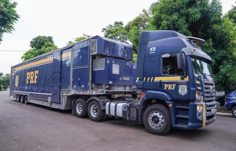 Guaíra recebe, pelo segundo ano consecutivo, a Carreta Cinema do Projeto Educar PRF