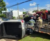 Saveiro tomba após forte batida em Marechal Rondon