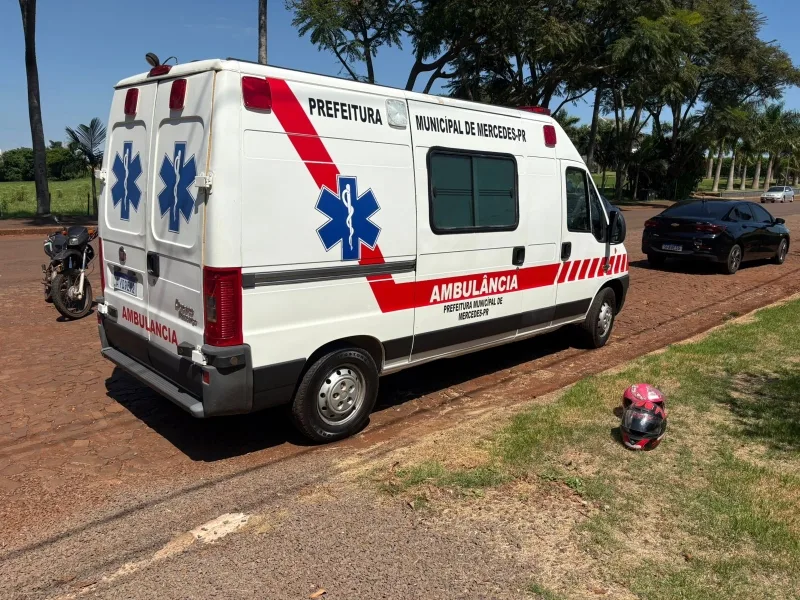 Acidente em Mercedes deixa dois feridos