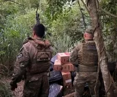 Carro e carga de cigarros paraguaios são localizados em mata no interior de Guaíra