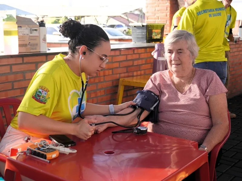 Dia Mundial da Saúde movimenta a Rua Coberta de Mercedes com serviços gratuitos