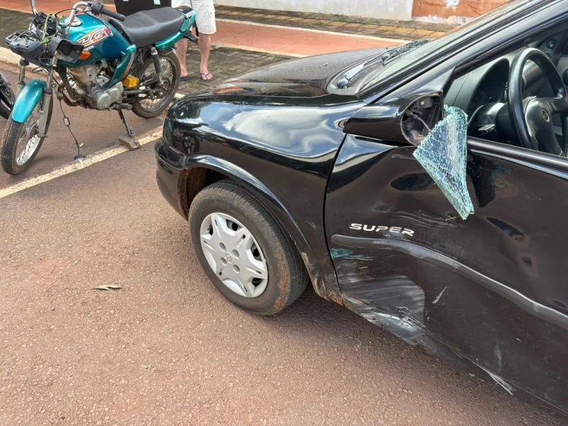 Jovem sofre fratura após forte batida no centro de Mercedes
