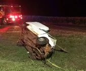Feminicídio: Mulher morre ao ter carro atingido por carreta conduzida pelo ex-marido na região