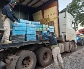 PRF apreende carreta com quase 2 toneladas de maconha em Marechal Rondon