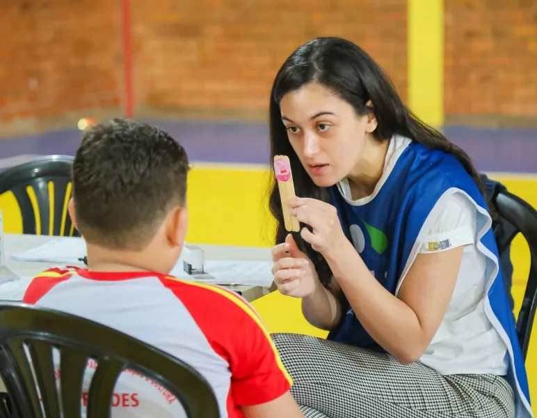 Alunos de Mercedes passam por avaliação de saúde visual pelo Programa Bons Olhos Paraná