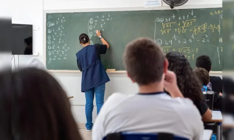 Inscrições para o PSS de professores e pedagogos seguem abertas com vagas no NRE de Toledo