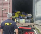 PRF apreende mais de 6 toneladas de maconha em container na BR-163 em Guaíra