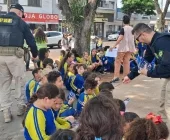 Projeto Educar PRF leva cerca de 260 crianças para blitz educativa no trânsito em Guaíra