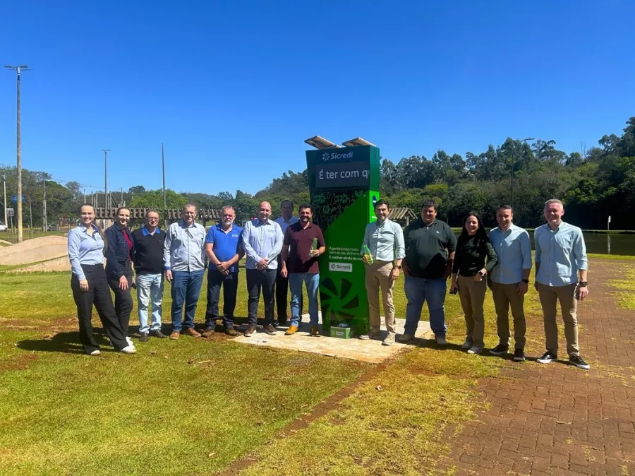 Sicredi entrega Totem Ice Hot no Lago Municipal de Marechal e amplia opções de lazer e bem-estar da comunidade