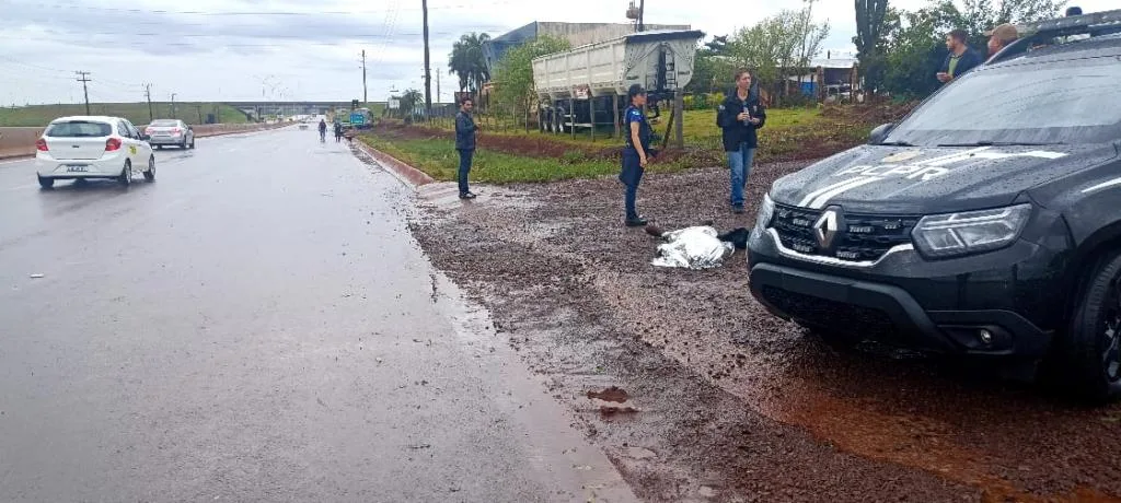 Pedestre morre após ser atingido por ônibus na PR-182, em Palotina