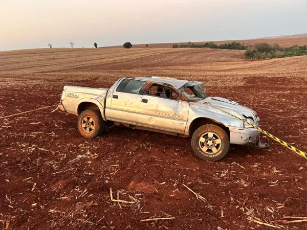 Acidente com capotamento deixa uma pessoa morta em Nova Aurora