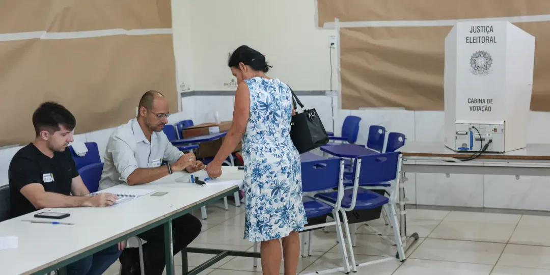 Seis estados e o Distrito Federal terão segundo turno para governador