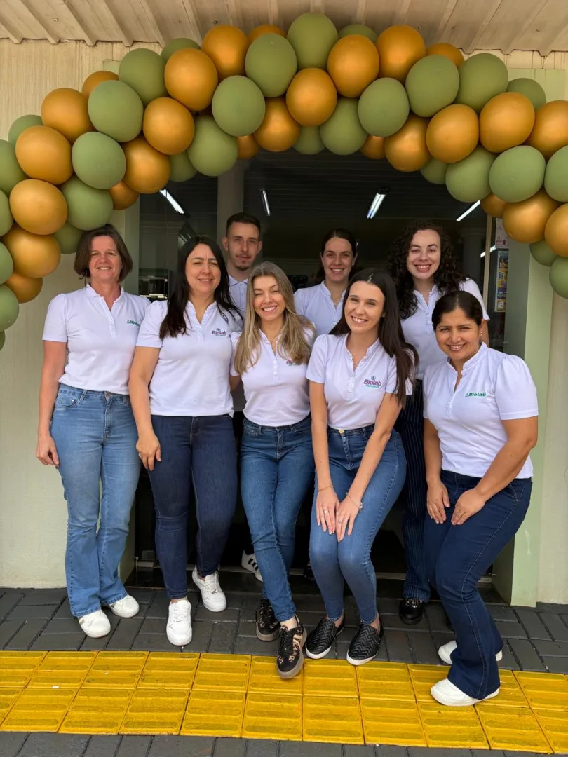 36 Anos de História! Em dia de festa, Farmácia Biolab comemora aniversário com os clientes