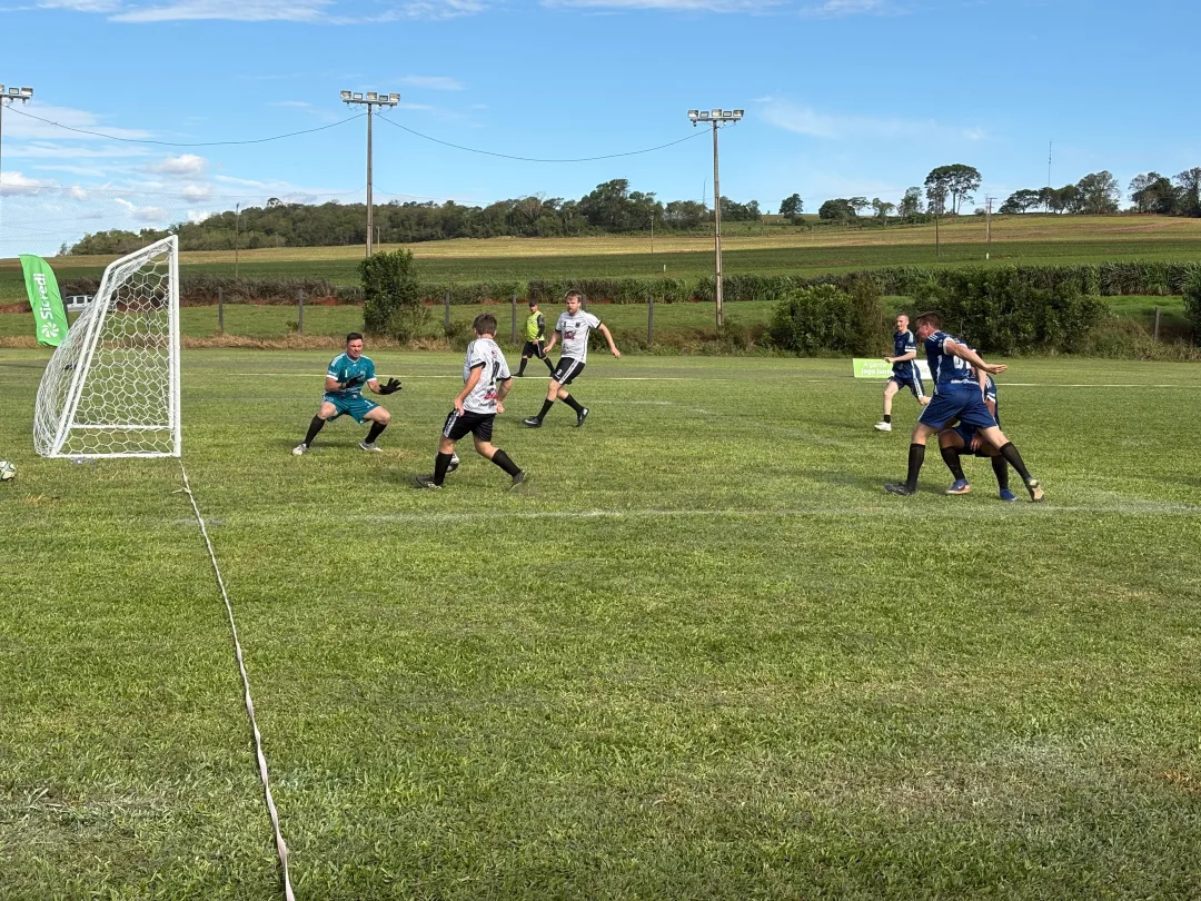 Cinco jogos marcam início do Campeonato do Clube Canarinho