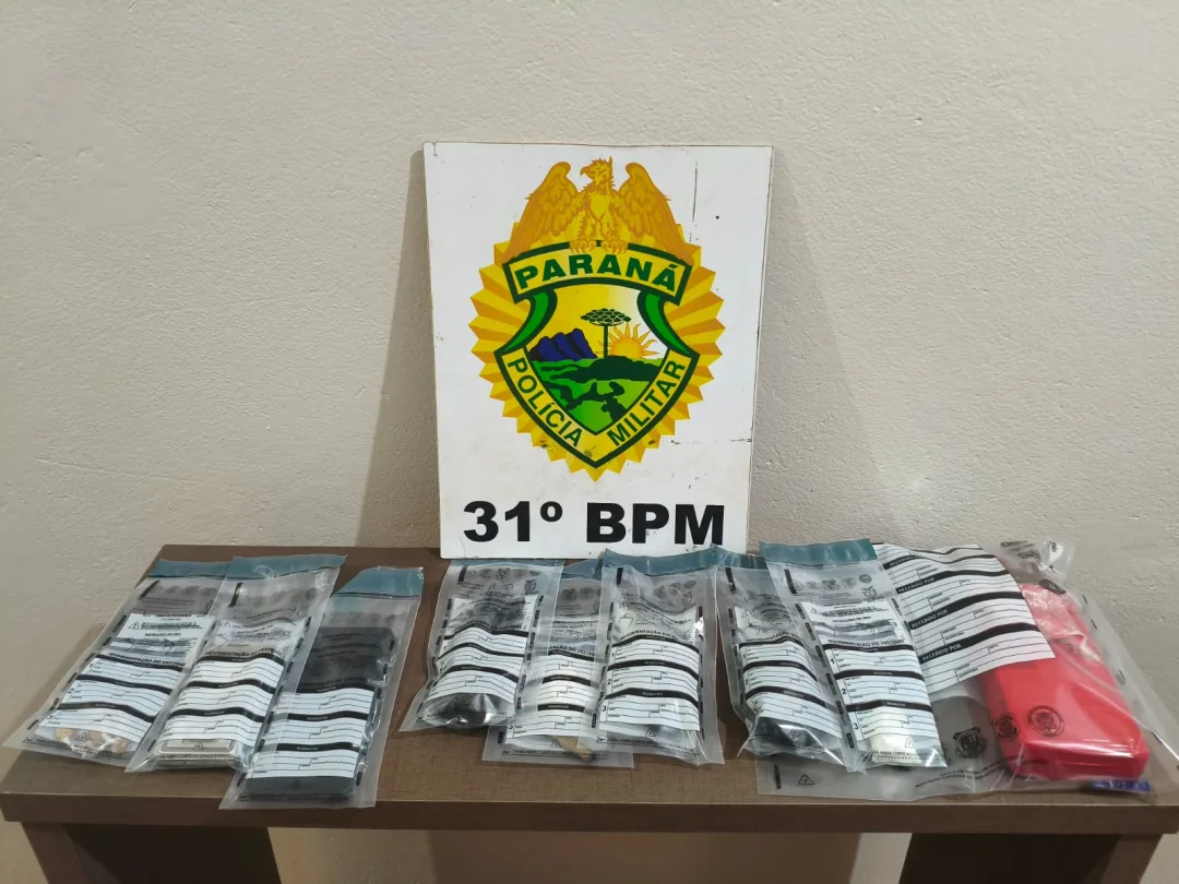 Denúncia de tráfico termina com apreensão de maconha, cocaína e crack em Palotina