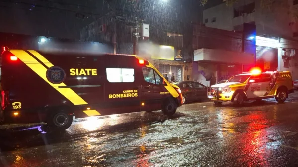 PM procura suspeito de esfaquear homem no pescoço e agredir companheira no centro de Cascavel
