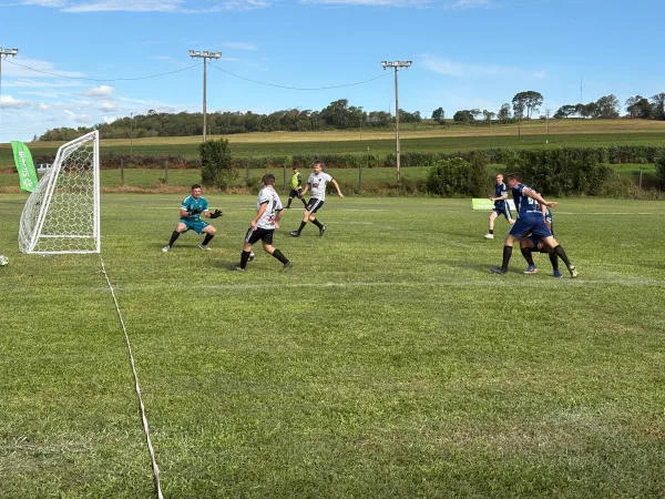 Cinco jogos marcam início do Campeonato do Clube Canarinho